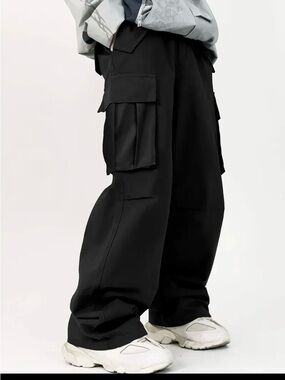 Men's Black Cargo Wide-Leg Pants